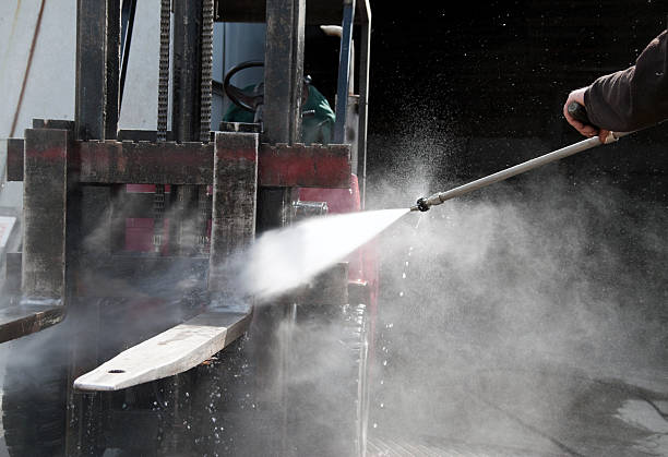 Best Concrete Pressure Washing  in Forest Lake, IL